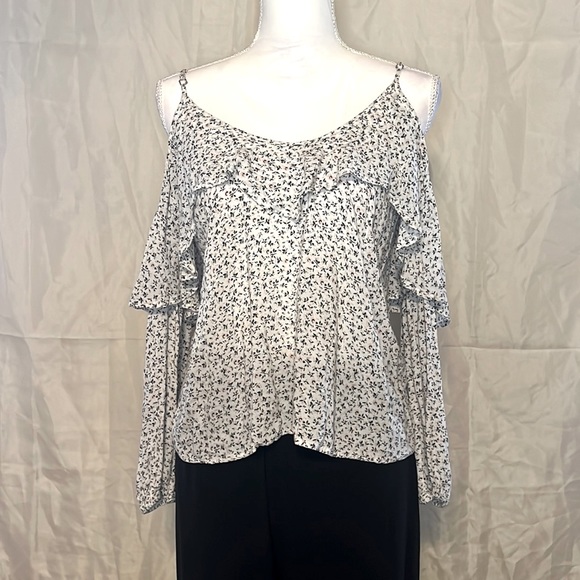 ❣️Blouse ❣️ - Picture 2 of 5